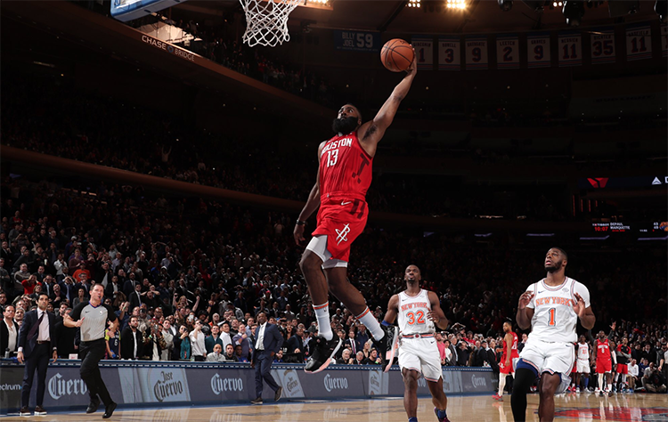 Phá kỷ lục như trở bàn tay, James Harden sánh vai cùng huyền thoại Michael Jordan với thành tích không tưởng Phá kỷ lục như trở bàn tay, James Harden sánh vai cùng huyền thoại Michael Jordan với thành tích không tưởng